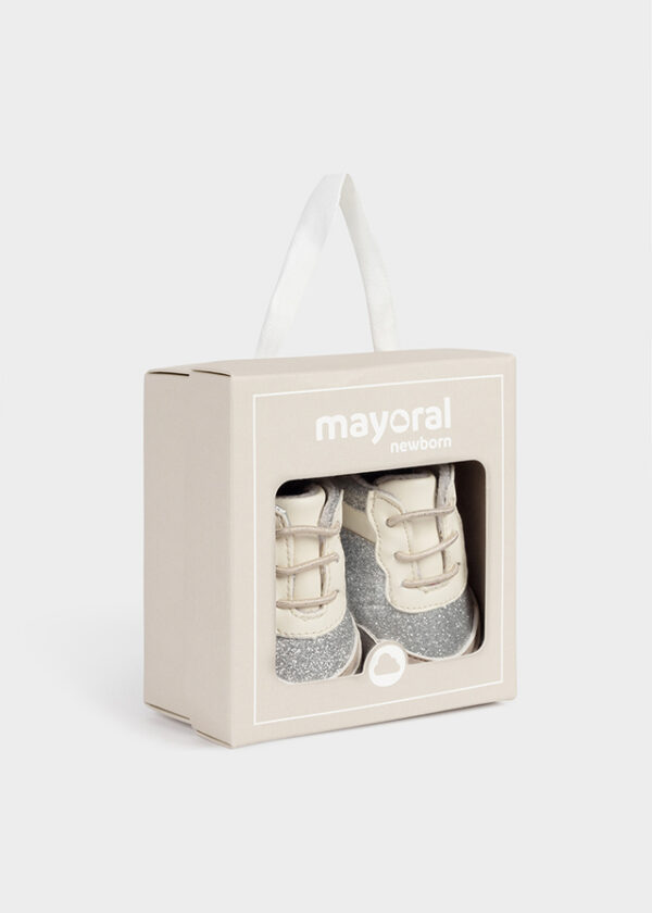 Παπούτσια Αγκαλιάς