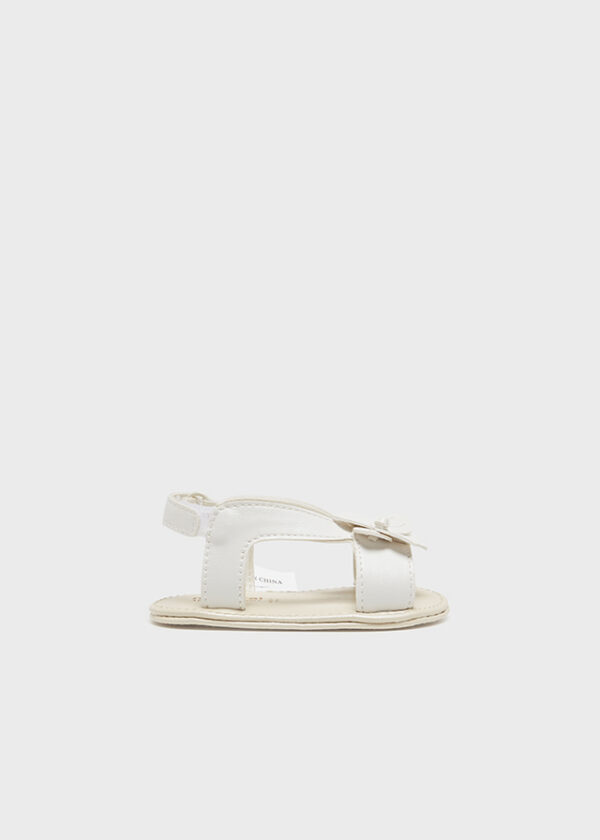 Βρεφικά παπουτσάκια αγκαλιάς Mayoral 9521