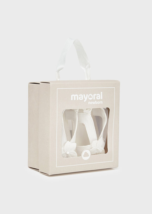 Βρεφικά παπουτσάκια αγκαλιάς Mayoral 9521
