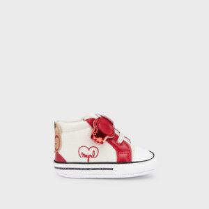 Παπουτσάκια για νεογέννητο Mayoral 9573