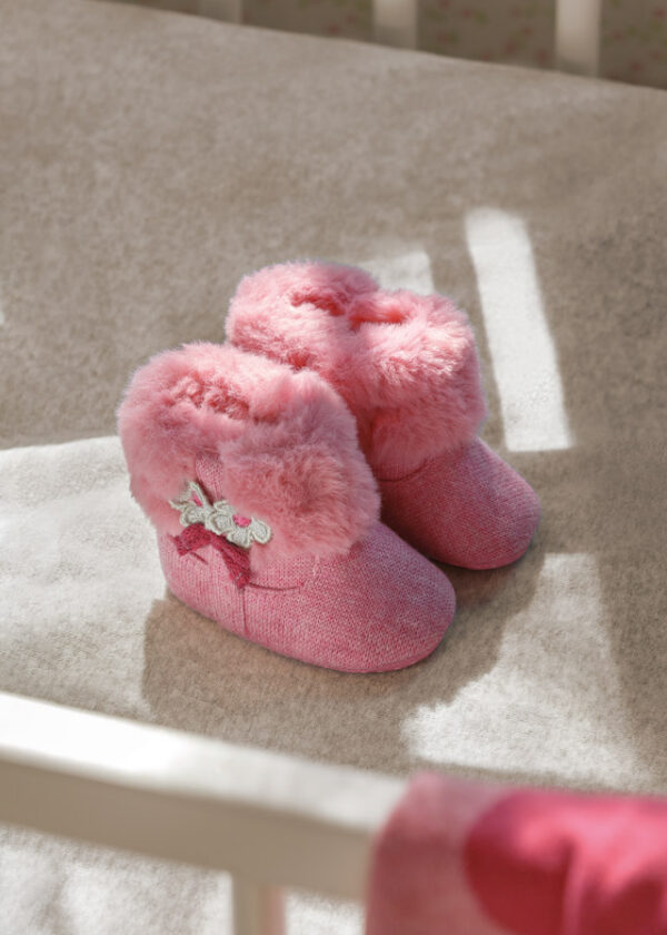 Παπουτσάκια για νεογέννητο Mayoral 9567