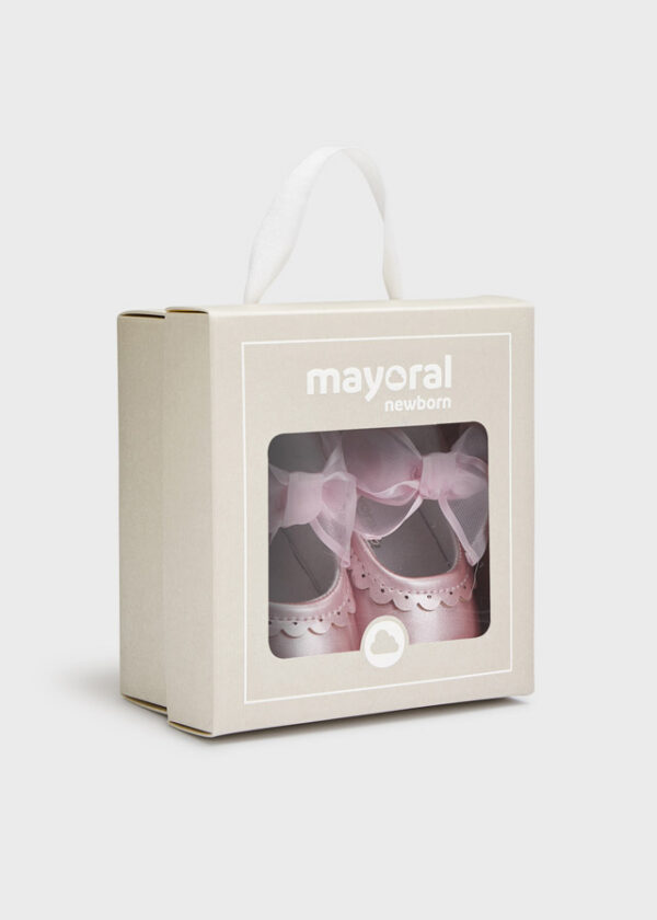 Παπουτσάκια για νεογέννητο Mayoral 9571
