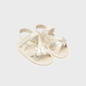 Σανδάλια αγκαλιάς Mayoral 9635 για κορίτσια