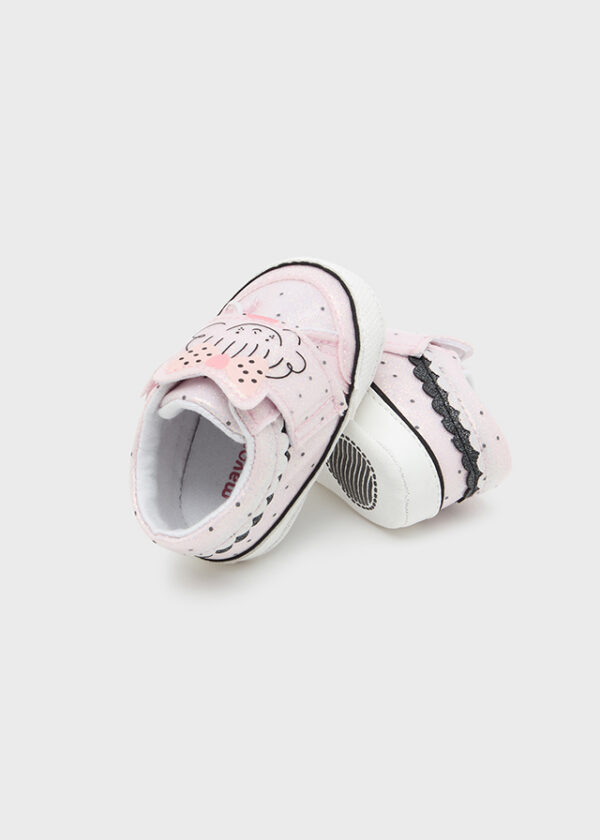 Βρεφικά παπουτσάκια αγκαλιάς Mayoral 9692