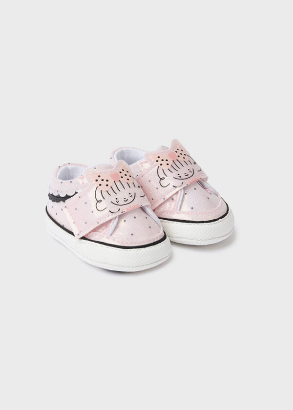 Βρεφικά παπουτσάκια αγκαλιάς Mayoral 9692