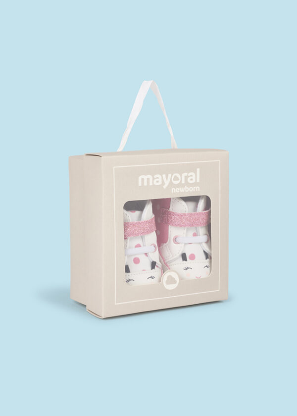 Παπουτσάκια αγκαλιάς Mayoral 9746 για κορίτσια